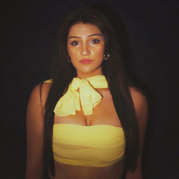 Mira Housey - Sleeping In My Makeup