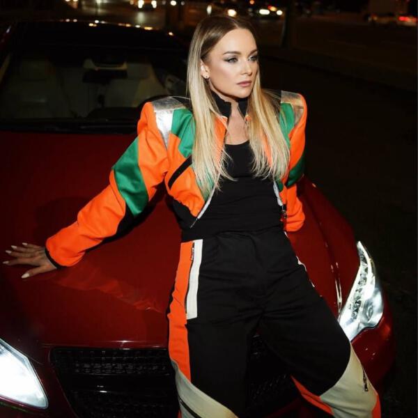 Настя Крайнова - Параллели