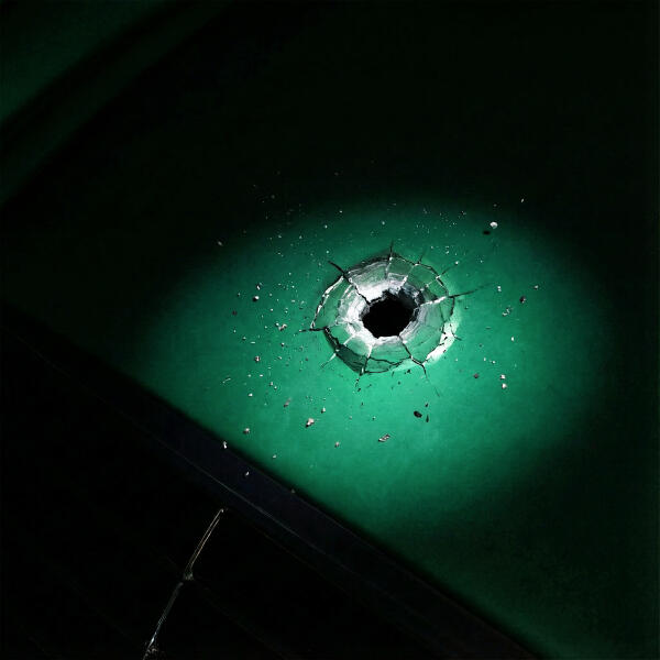 Royalty Amore, uxknow - надел шанель