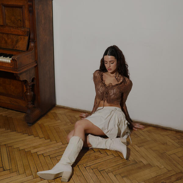 TALIA - В слезы