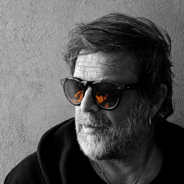 Борис Гребенщиков - Прикуривает от пустоты