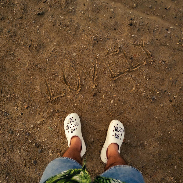 Dabaga - Lovely