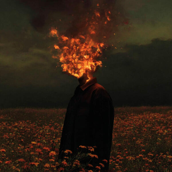 Один любит - Сожги