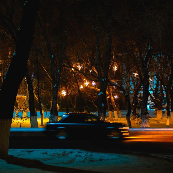 Izzamuzzic, Callmearco - Close